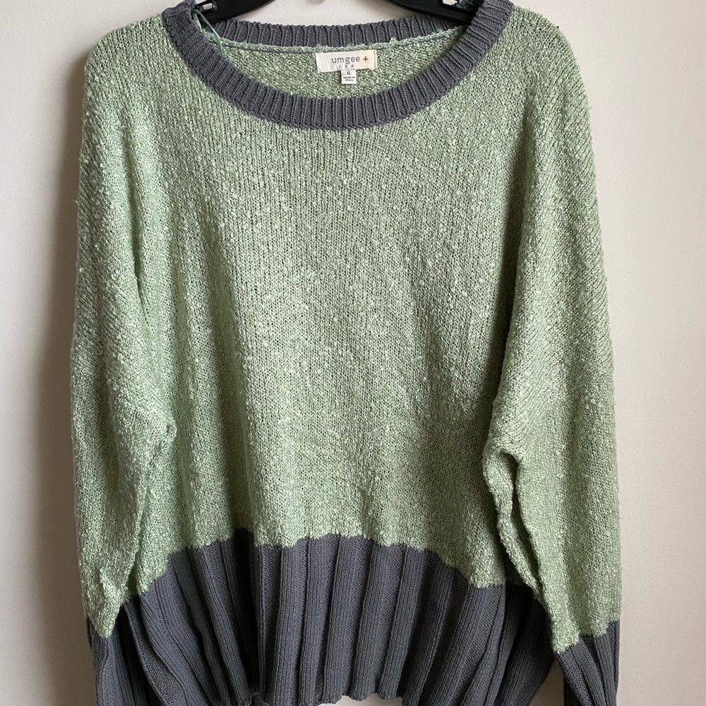 Women's Umgee Oversized Green Gray Sweater Sz XL